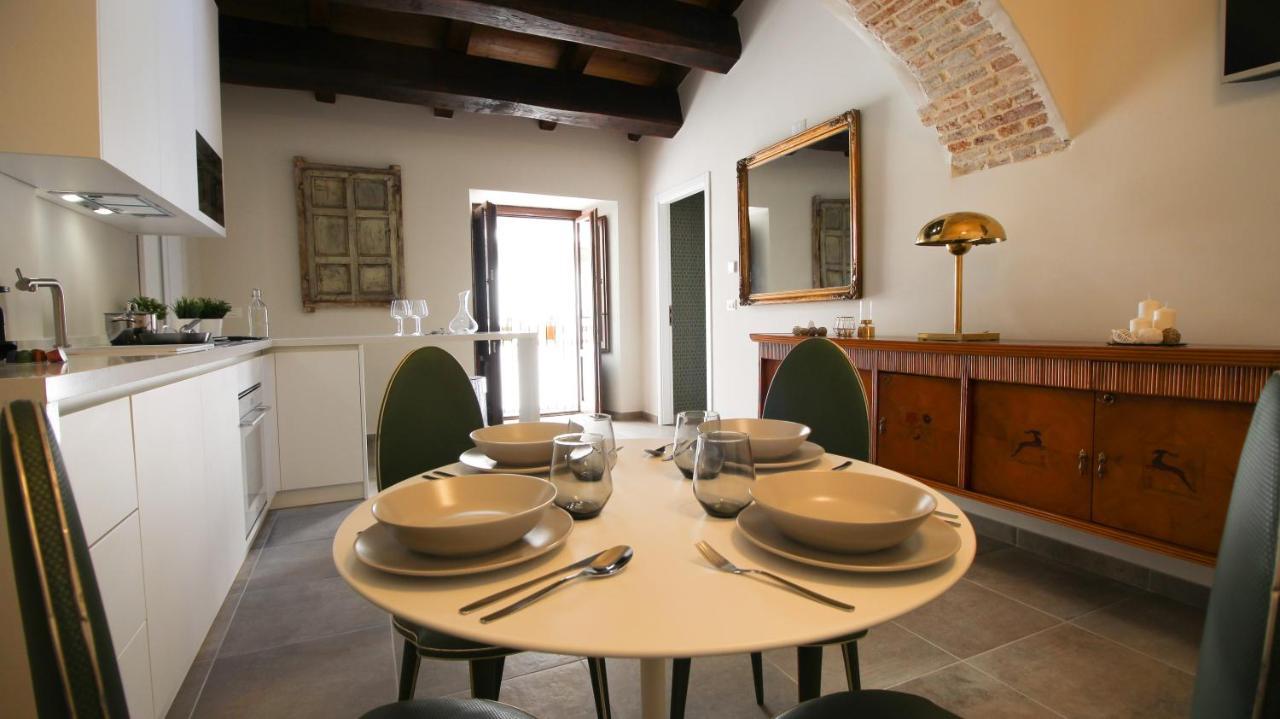 Nel Cuore Dell'Aquila Bnb Luaran gambar